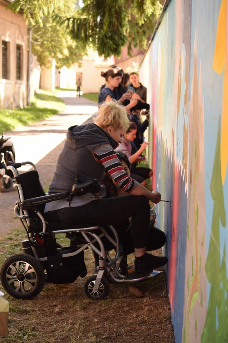 A mozgássérültek álmait festették a falra