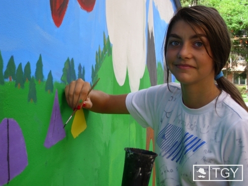 Álmokat, vágyakat festettek a sikátor falára